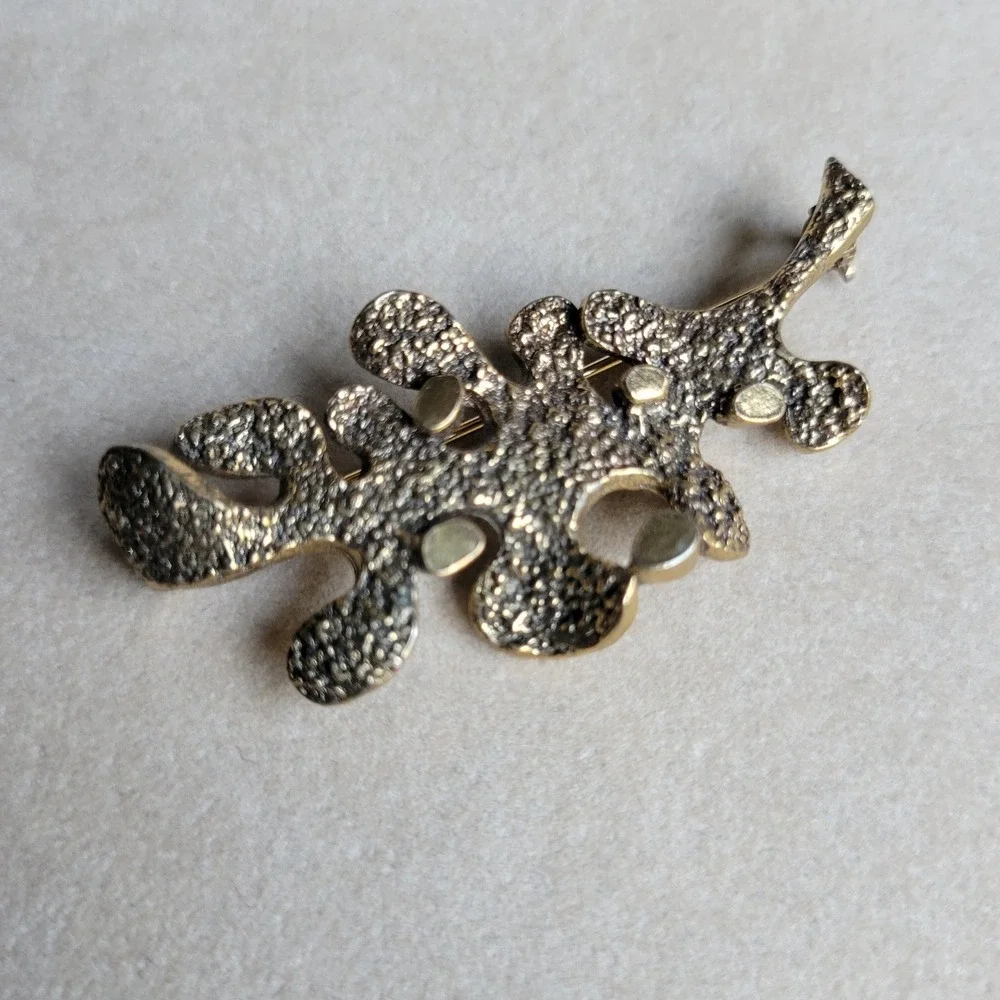 Vintage 1960s Zentall Oak Leaf Brooch Gold Tone Brutalist Modernist Fall